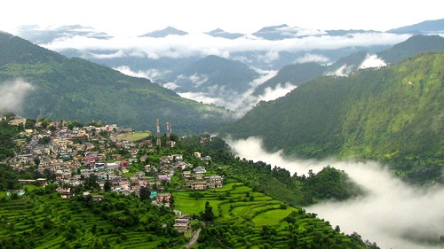 Uttarakhand: Hill Stations To Enjoy Natural Beauty